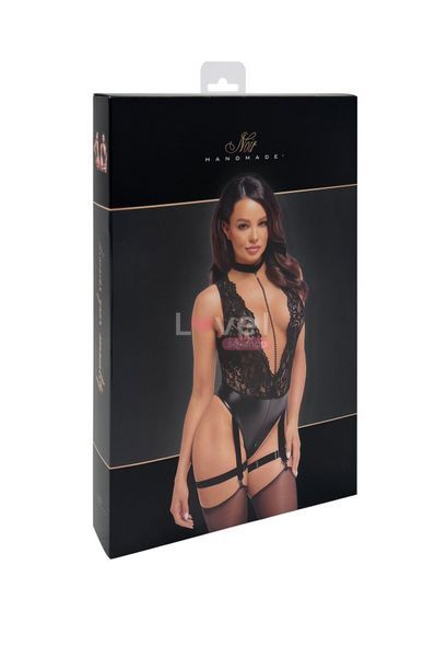 Боди Noir Handmade F297 Libido Deep-V bodysuit with collar, pearl chain and garter - S SX0219 фото