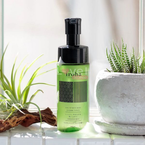 Піна для інтимного догляду Iroha Intimate Wash Foam Type Bergamot and Bitter Orange 150 мл SX3493 фото