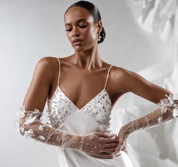 Вінтажні рукавички Zara з намистом та квітами, білі TNS1349 фото